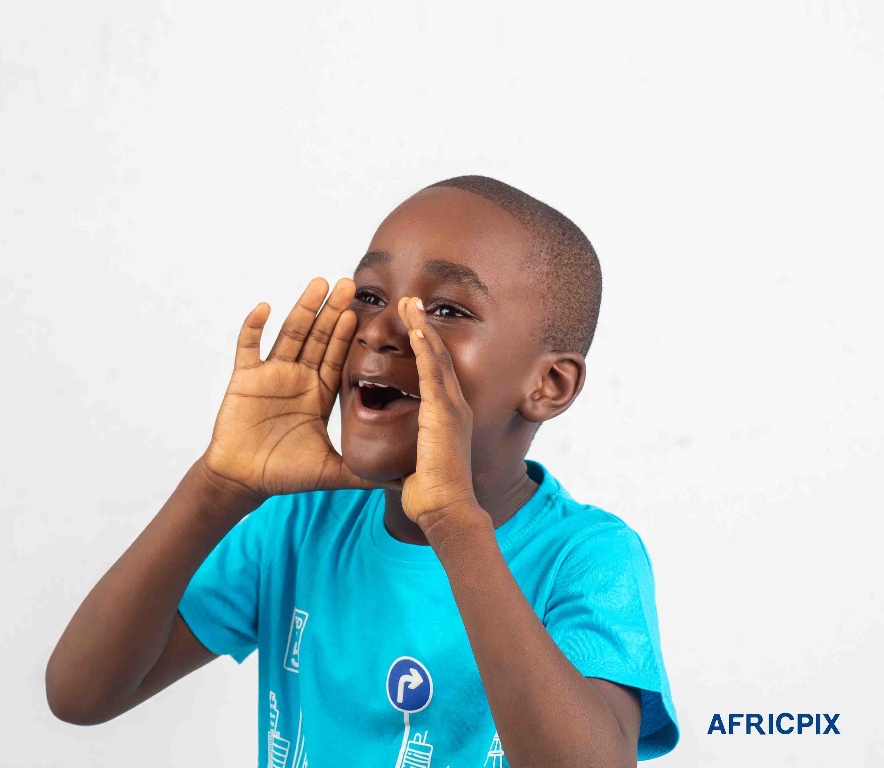 Nigerian Making Announcement Up